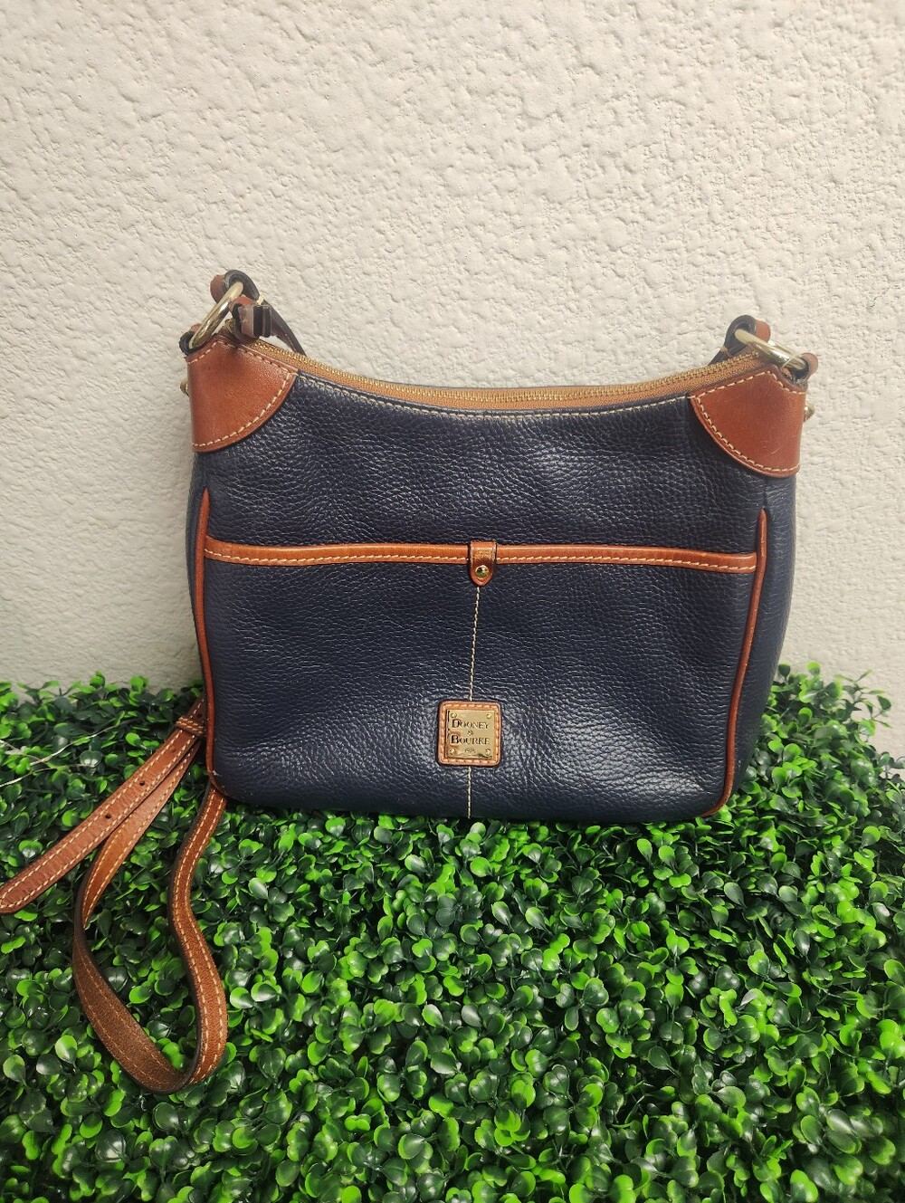 Dooney & Bourke Pebble Grain Kimberly Crossbody Bag